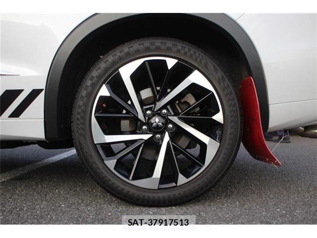 Mitsubishi OUTLANDER PHEV 2022-04 8337334-17