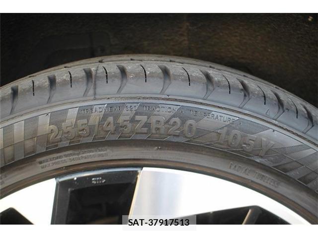 Mitsubishi OUTLANDER PHEV 2022-04 8337334-19
