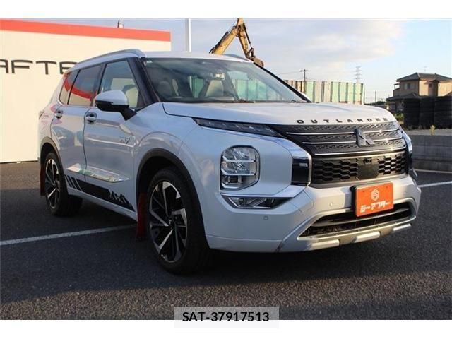 Mitsubishi OUTLANDER PHEV 2022-04 8337334-7