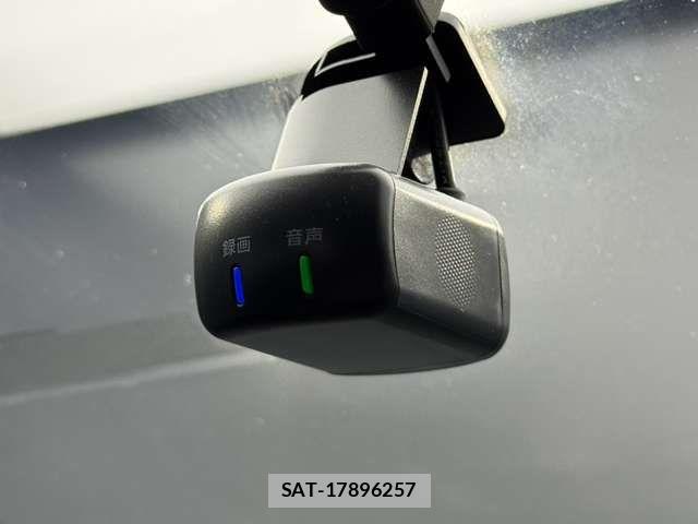 Mitsubishi OUTLANDER PHEV 2024-08 8355300-10