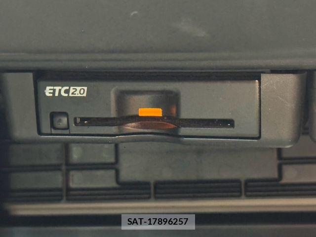 Mitsubishi OUTLANDER PHEV 2024-08 8355300-14