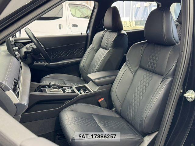 Mitsubishi OUTLANDER PHEV 2024-08 8355300-16
