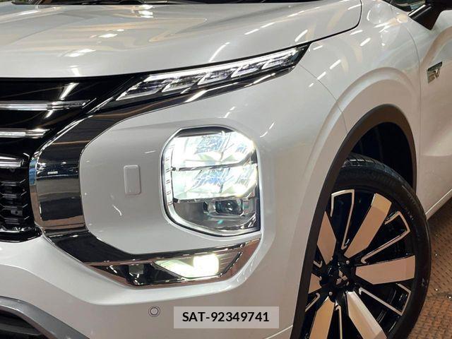 Mitsubishi OUTLANDER PHEV 2024-11 8355298-11