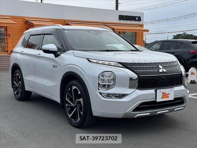 Mitsubishi OUTLANDER PHEV 2022-02 8355301-7