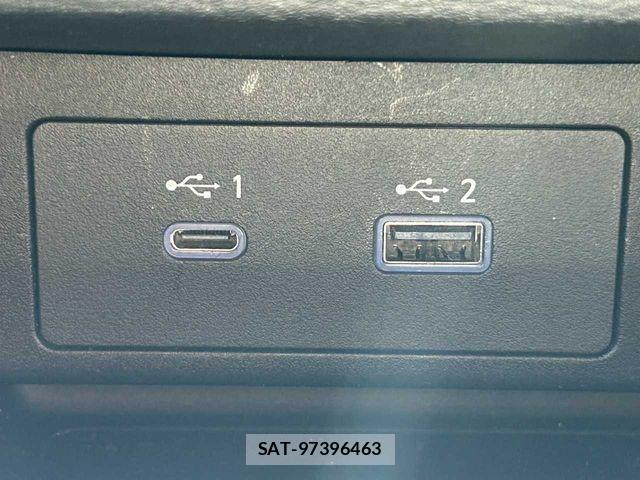 Mitsubishi OUTLANDER PHEV 2022-06 8368039-11