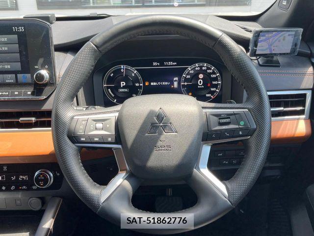 Mitsubishi OUTLANDER PHEV 2022-06 8368038-12