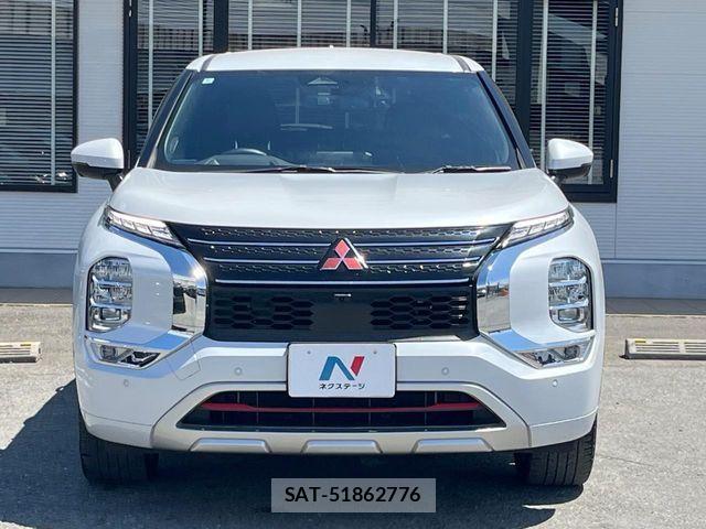 Mitsubishi OUTLANDER PHEV 2022-06 8368038-15