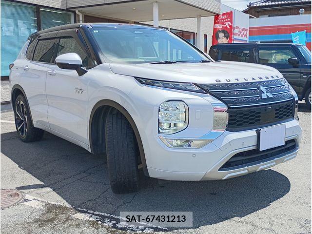 Mitsubishi OUTLANDER PHEV 2024-09 8368034-2