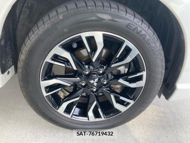Mitsubishi OUTLANDER PHEV 2017-02 8368043-10