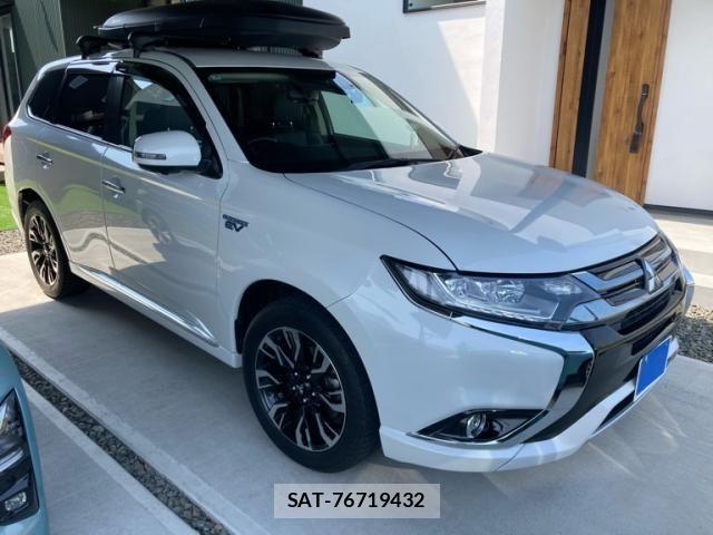 Mitsubishi OUTLANDER PHEV 2017-02 8368043-1