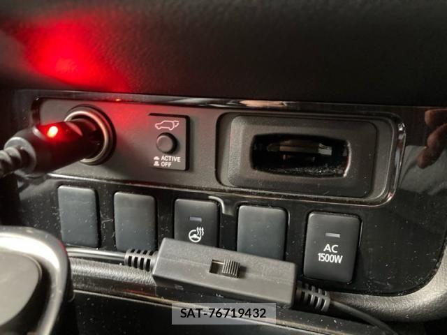 Mitsubishi OUTLANDER PHEV 2017-02 8368043-21