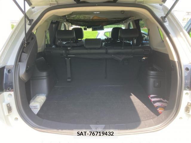Mitsubishi OUTLANDER PHEV 2017-02 8368043-5