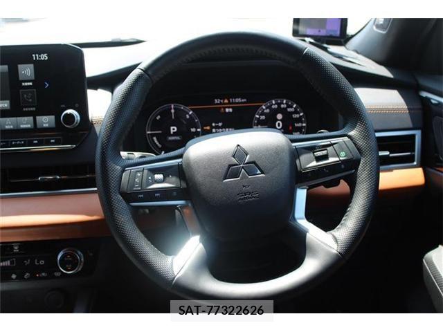 Mitsubishi OUTLANDER PHEV 2022-11 8368041-20