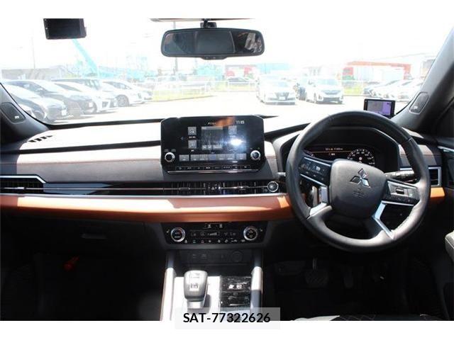 Mitsubishi OUTLANDER PHEV 2022-11 8368041-21