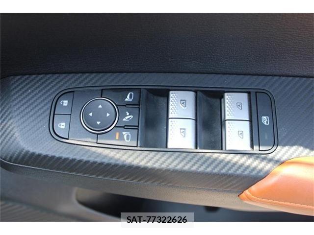 Mitsubishi OUTLANDER PHEV 2022-11 8368041-23