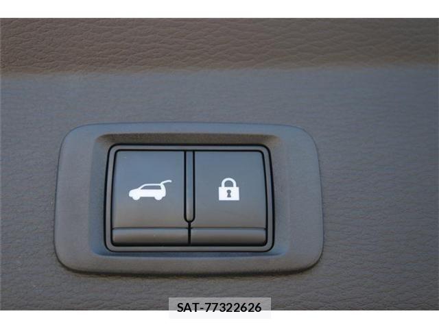 Mitsubishi OUTLANDER PHEV 2022-11 8368041-6