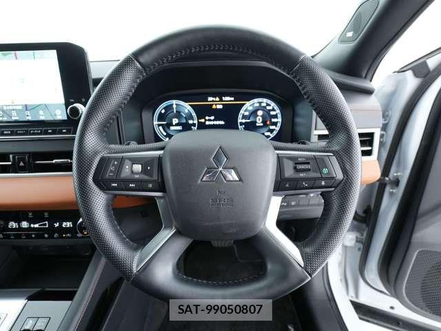 Mitsubishi OUTLANDER PHEV 2023-08 8368036-13