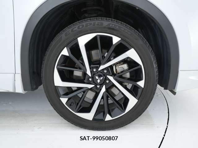 Mitsubishi OUTLANDER PHEV 2023-08 8368036-17