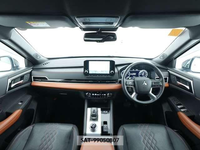 Mitsubishi OUTLANDER PHEV 2023-08 8368036-4