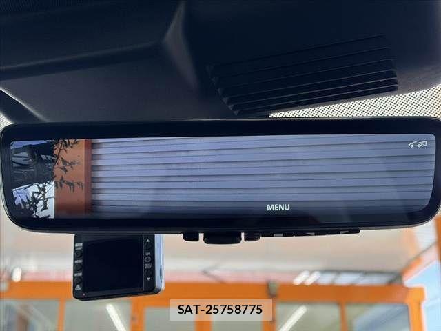 Mitsubishi OUTLANDER PHEV 2026-03 8368032-6