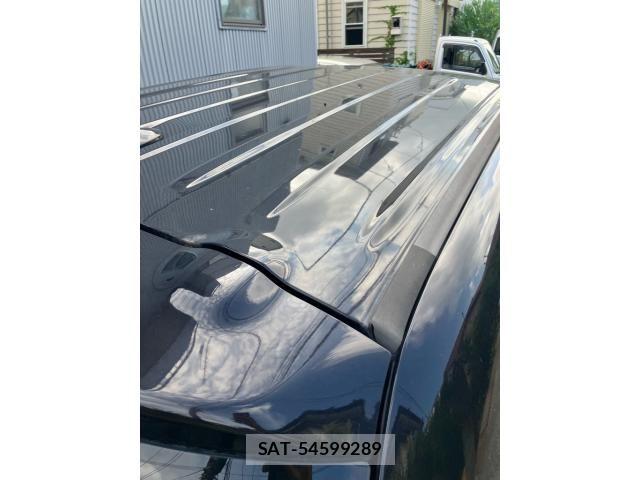 Mitsubishi OUTLANDER PHEV 2015-10 8368042-11