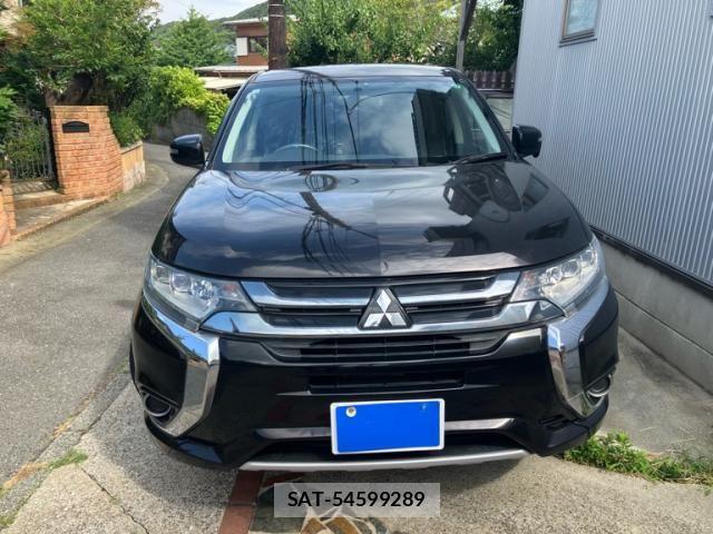 Mitsubishi OUTLANDER PHEV 2015-10 8368042-4