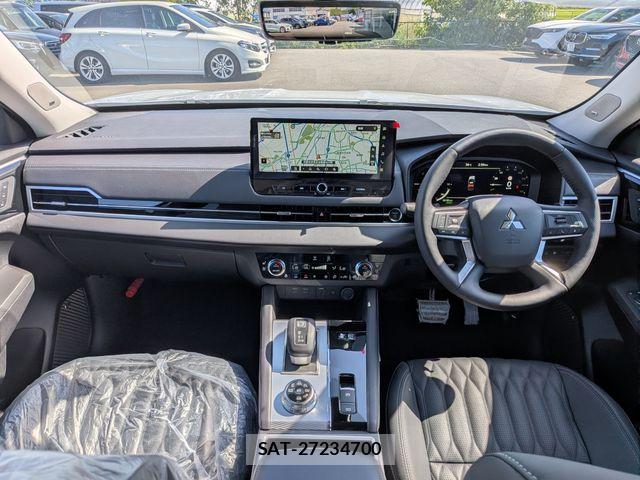 Mitsubishi OUTLANDER PHEV 2025-08 8368033-1
