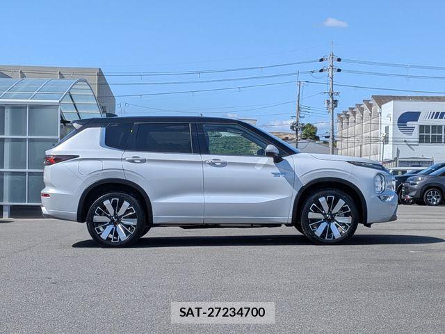 Mitsubishi OUTLANDER PHEV 2025-08 8368033-23
