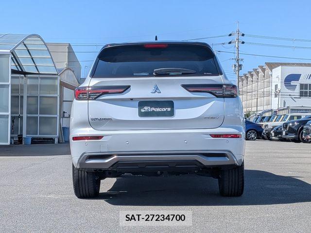 Mitsubishi OUTLANDER PHEV 2025-08 8368033-25