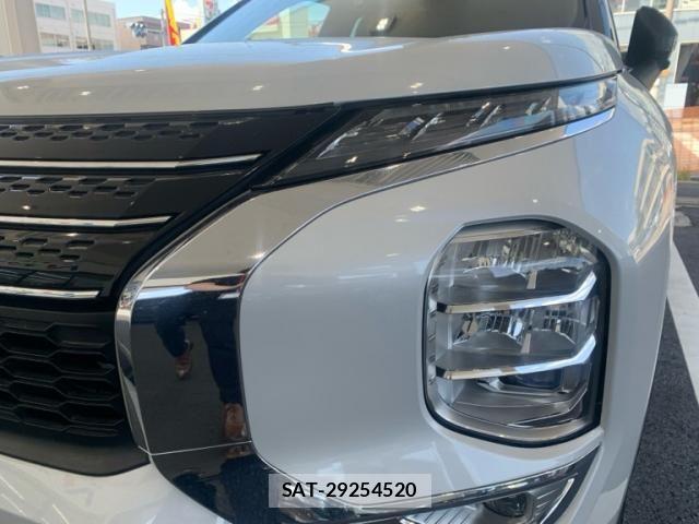 Mitsubishi OUTLANDER PHEV 2022-06 8368035-1