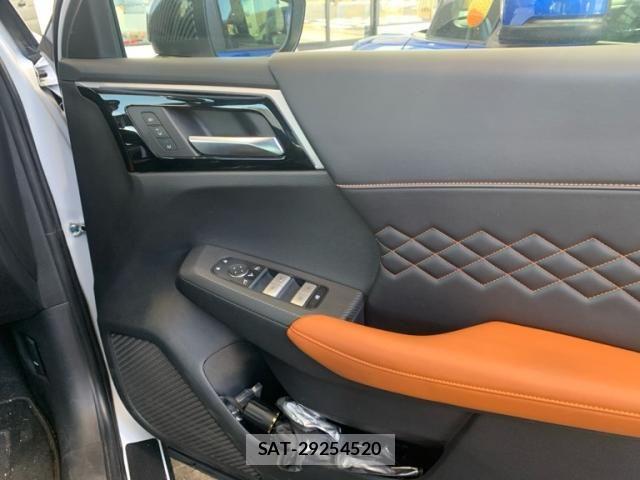 Mitsubishi OUTLANDER PHEV 2022-06 8368035-19