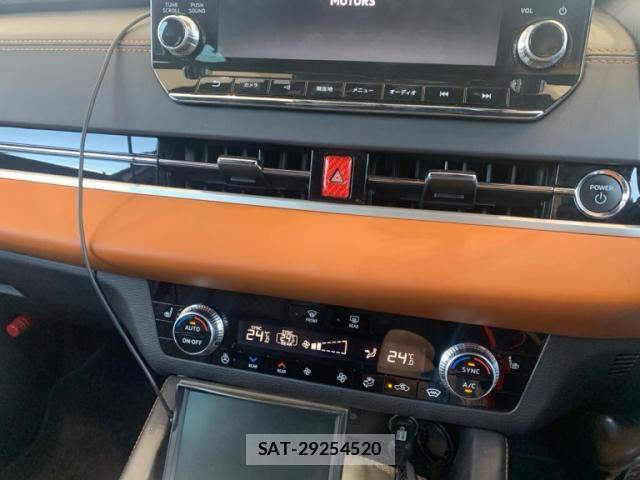 Mitsubishi OUTLANDER PHEV 2022-06 8368035-21