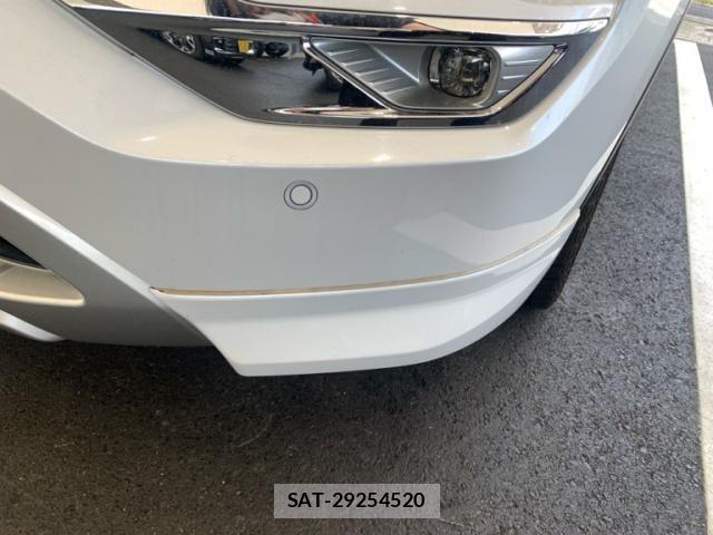 Mitsubishi OUTLANDER PHEV 2022-06 8368035-5