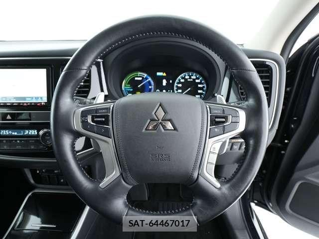 Mitsubishi OUTLANDER PHEV 2018-12 8368040-12