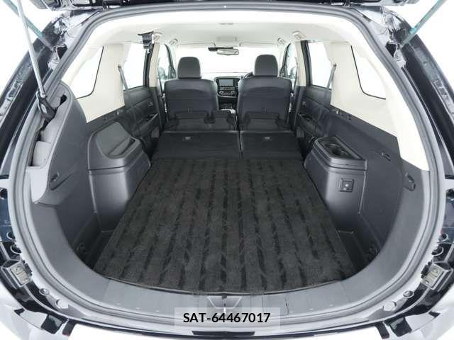 Mitsubishi OUTLANDER PHEV 2018-12 8368040-8