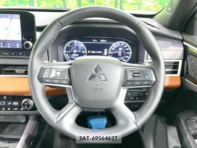 Mitsubishi OUTLANDER PHEV 2022-07 8368037-12