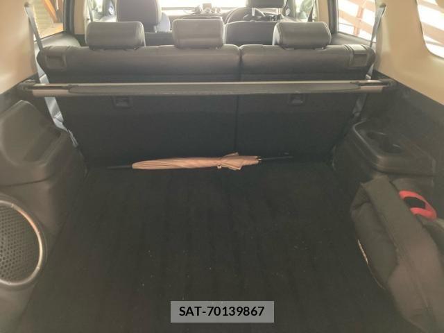 Mitsubishi OUTLANDER PHEV 2013-12 8372024-16