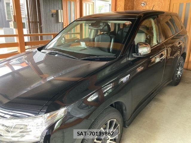 Mitsubishi OUTLANDER PHEV 2013-12 8372024-1