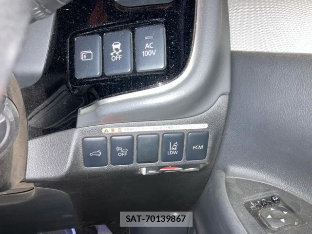Mitsubishi OUTLANDER PHEV 2013-12 8372024-26