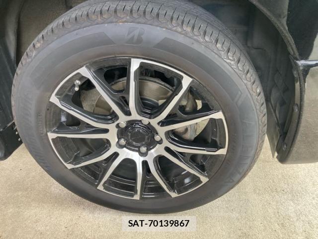 Mitsubishi OUTLANDER PHEV 2013-12 8372024-6