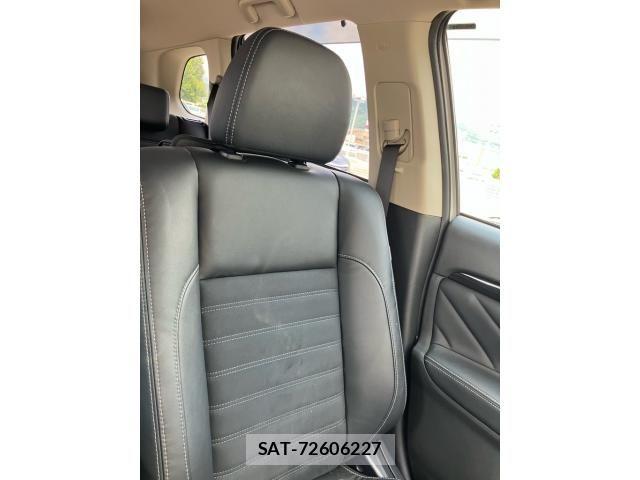 Mitsubishi OUTLANDER PHEV 2015-09 8414266-26