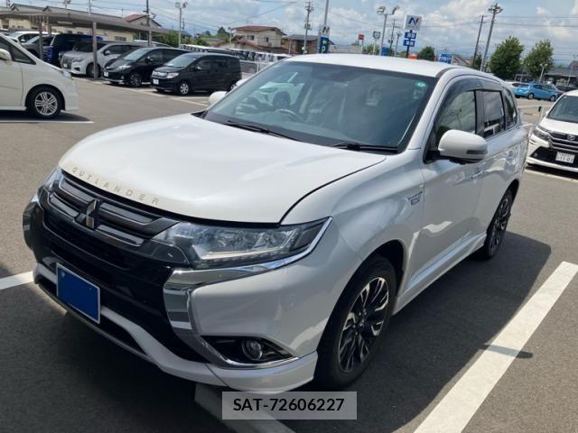 Mitsubishi OUTLANDER PHEV 2015-09 8414266-3