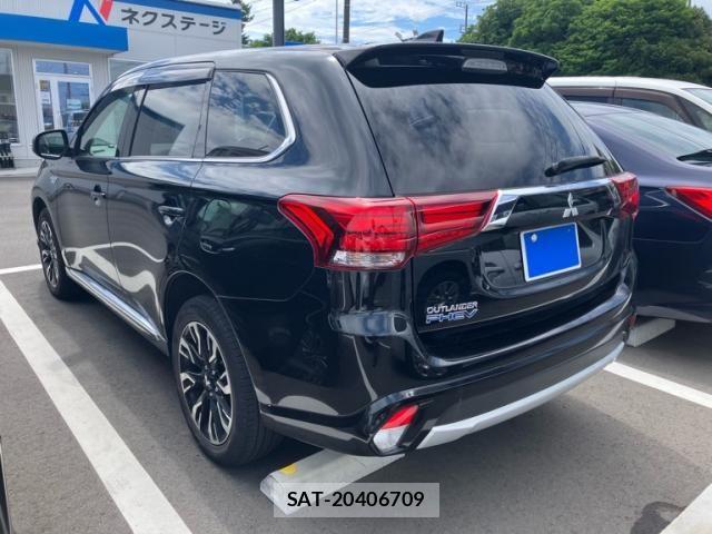 Mitsubishi OUTLANDER PHEV 2017-09 8414262-3