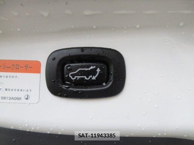 Mitsubishi OUTLANDER PHEV 2015-07 8414263-9