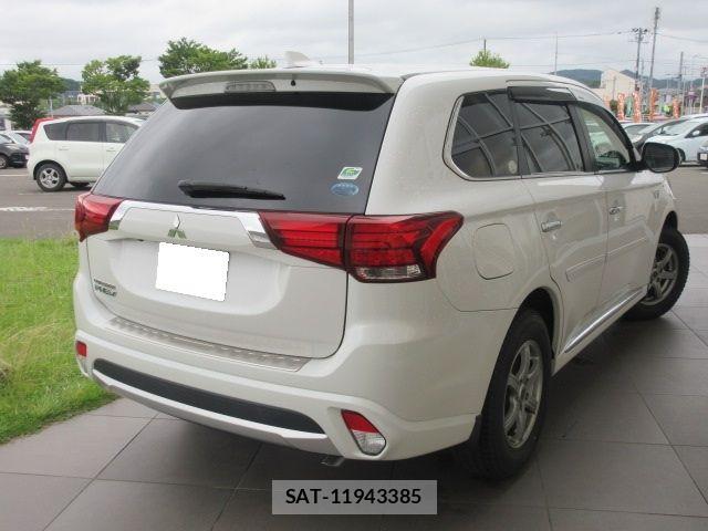 Mitsubishi OUTLANDER PHEV 2015-07 8414263-2