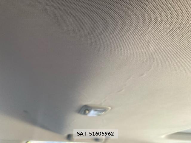 Mitsubishi OUTLANDER PHEV 2016-02 8414264-13