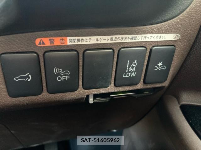 Mitsubishi OUTLANDER PHEV 2016-02 8414264-21