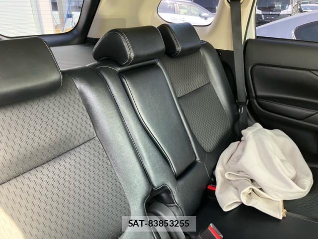 Mitsubishi OUTLANDER PHEV 2013-08 8414271-10