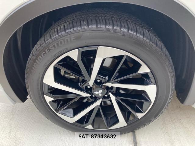 Mitsubishi OUTLANDER PHEV 2022-09 8414257-9