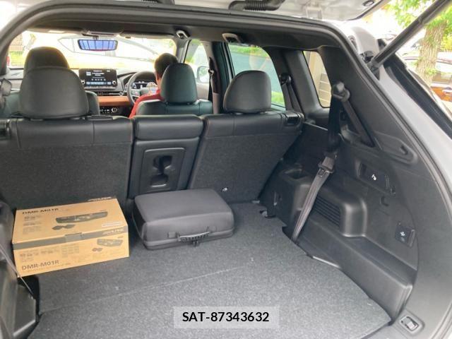 Mitsubishi OUTLANDER PHEV 2022-09 8414257-11